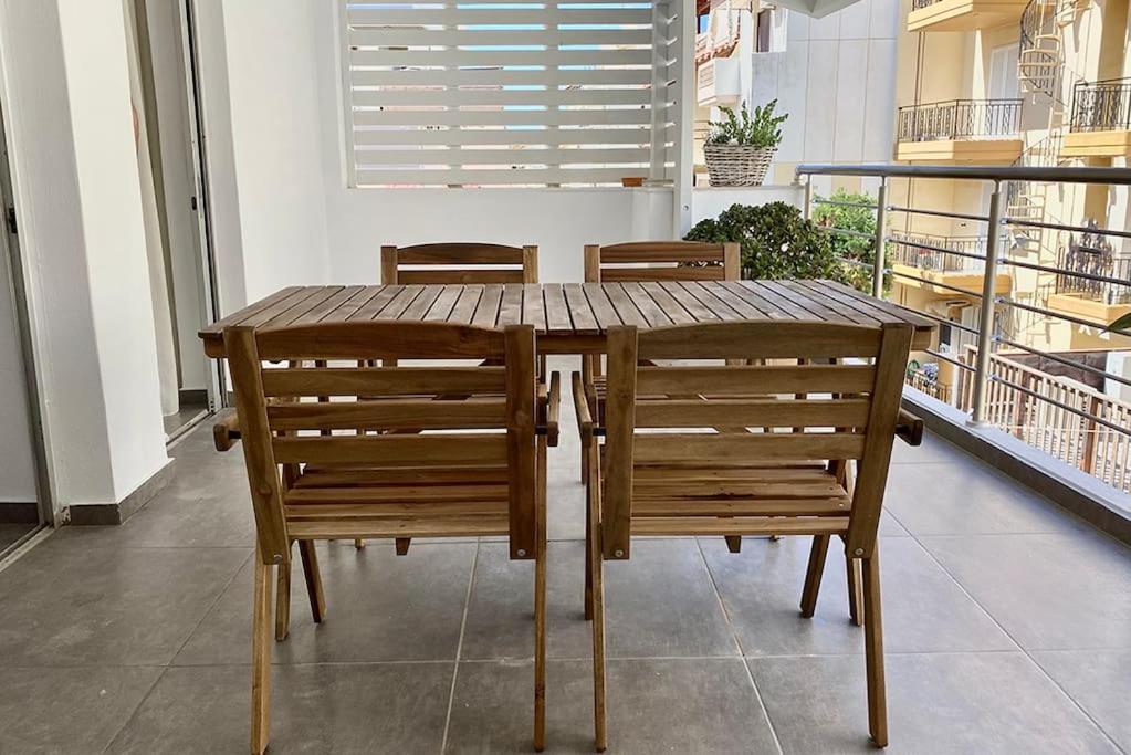 3-Bedroom Central, Spacious And Bright Apartment. Heraclión Exterior foto