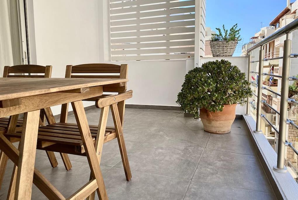3-Bedroom Central, Spacious And Bright Apartment. Heraclión Exterior foto